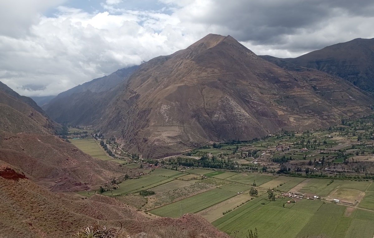 mirador del valle sagrado de cusco yanahura ollantaytambo